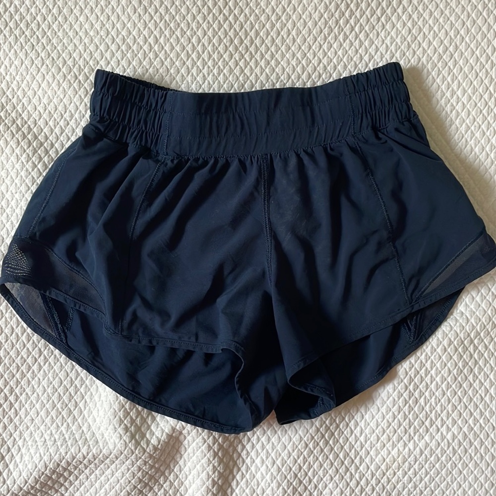 lululemon athletic hottie hot shorts